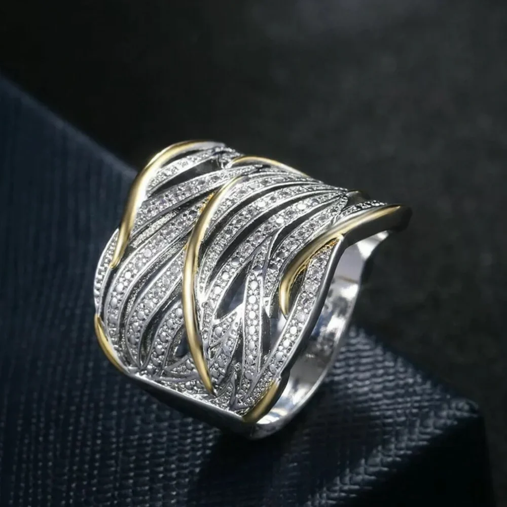 Gorgeous Two Tone 925 Silver Stamped Ring! - Picture 3 of 7